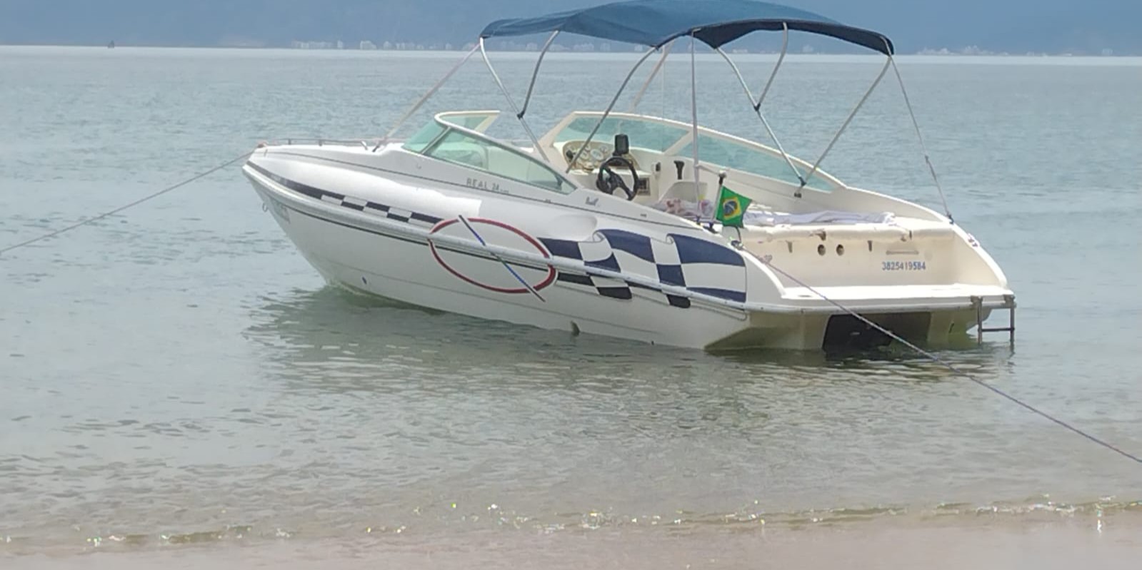 Aluguel de Lancha Real Class em Ilhabela